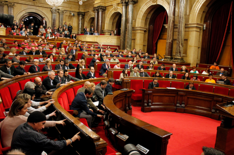 Instantània de les votacions a la cambra catalana (foto: Parlament de Catalunya)