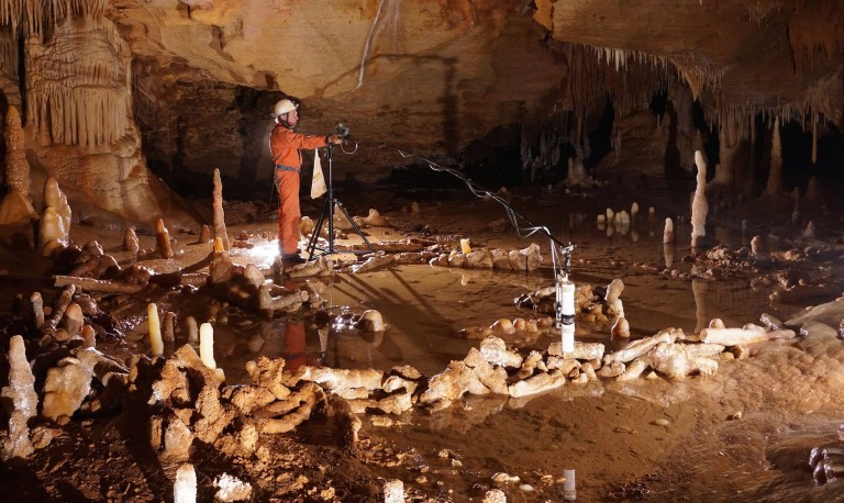 Borniquèl: una cova que canvia la nostra visió del Neandertal