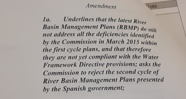 Esmena aprovada dels eurodiputats catalans demanant que la Comissió rebutgi els plans del govern del PP