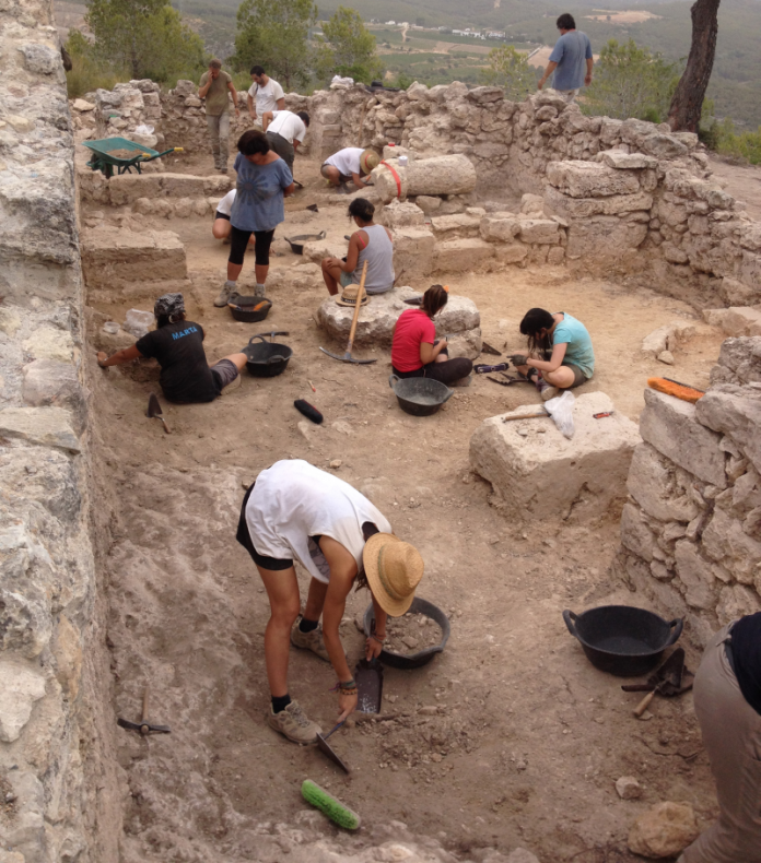 Excavacions a Olèrdola