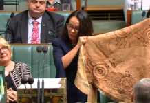 Linda Burney durant el seu primer discurs al Parlament australià