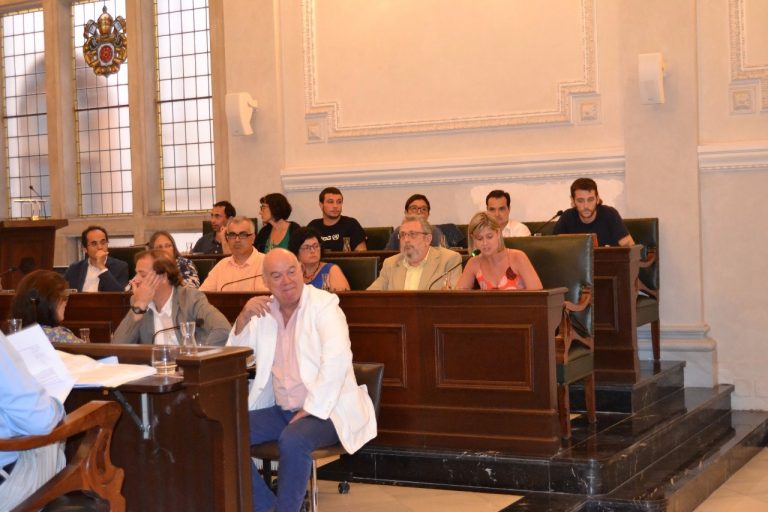 Ple de l'Ajuntament de Reus on es va aprovar l'adhesió a l'AMI | AMI