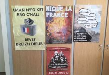 Alguns dels cartells independentistes apareguts a la Bretanya | Mairie Locmélar