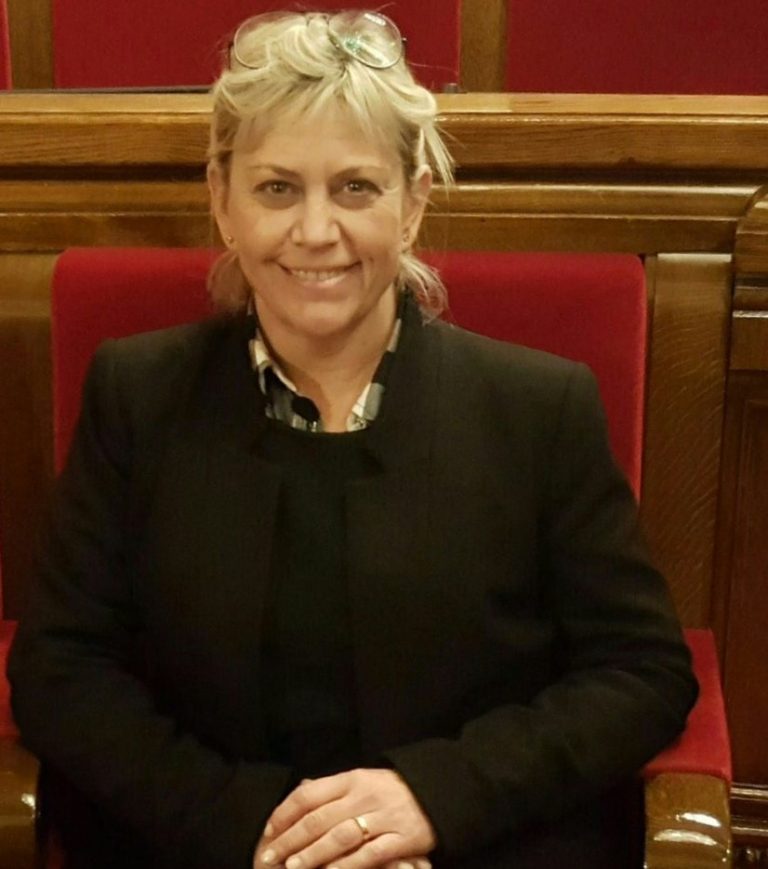 Laura Arenas