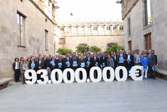 Foto amb els assistents a la presentació per posar de manifest els 93M€ que s'incrementarien en els ingressos esportius del país | Pro Seleccions Catalanes