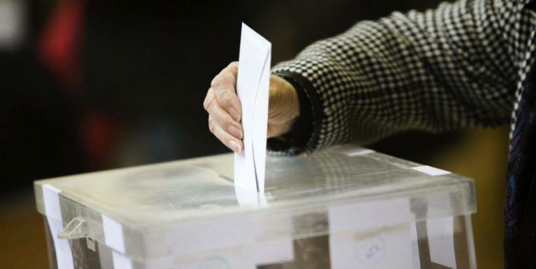 Inici de la primera volta de votacions a Primàries Barcelona
