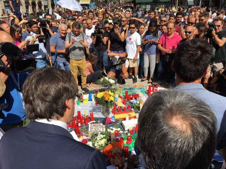 Catalunya atacada pel terrorisme: 14 morts i dotzenes de ferits