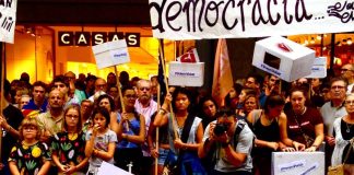 Concentració popular a Mataró per exigir les urnes l'1 d'octubre