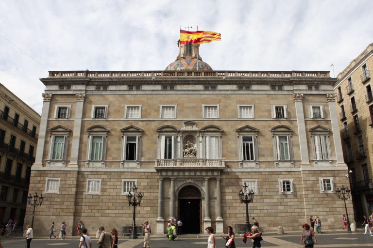 Els observadors internacionals censuren durament l’estat espanyol