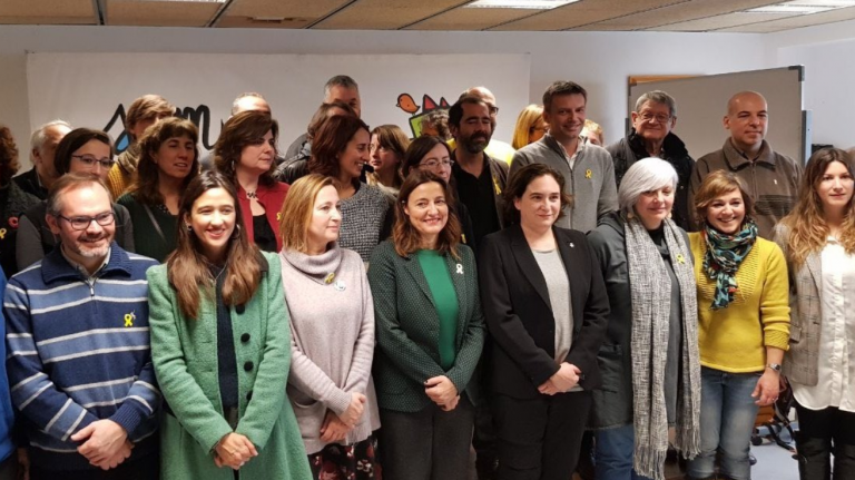 Somescola rep el suport unànime del món municipal al model educatiu català