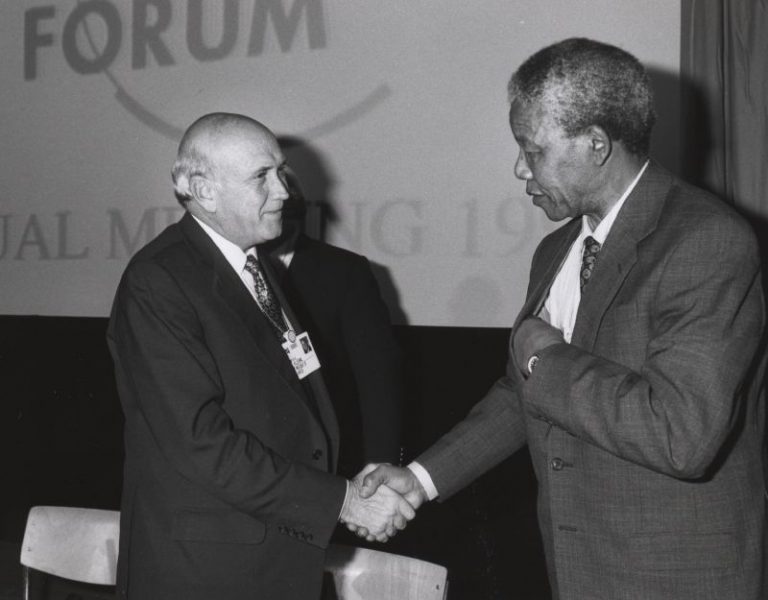 Frederik Willem de Klerk i Nelson Mandela al Fòrum Econòmic de Davos, 1992 | World Economic Forum (www.weforum.org)