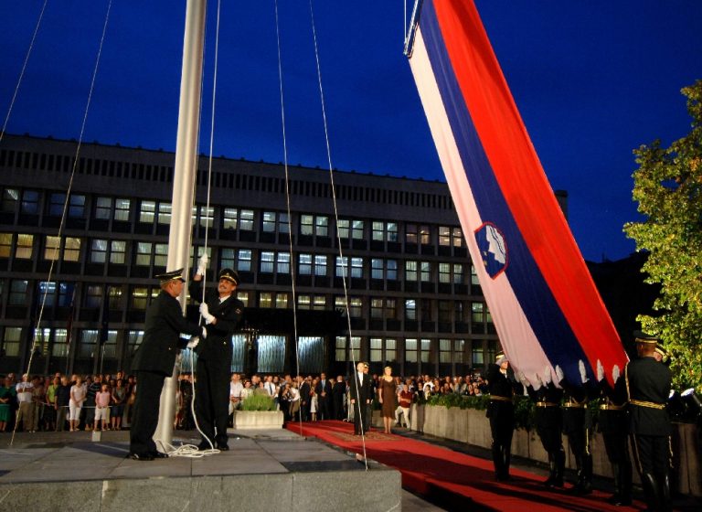Acte de celebració del 25è aniversari de la Declaració d’Independència d’Eslovènia, Ljubljana, Eslovènia, 24/06/2016 (Font: Oficina de Comunicació del Govern d’Eslovènia)