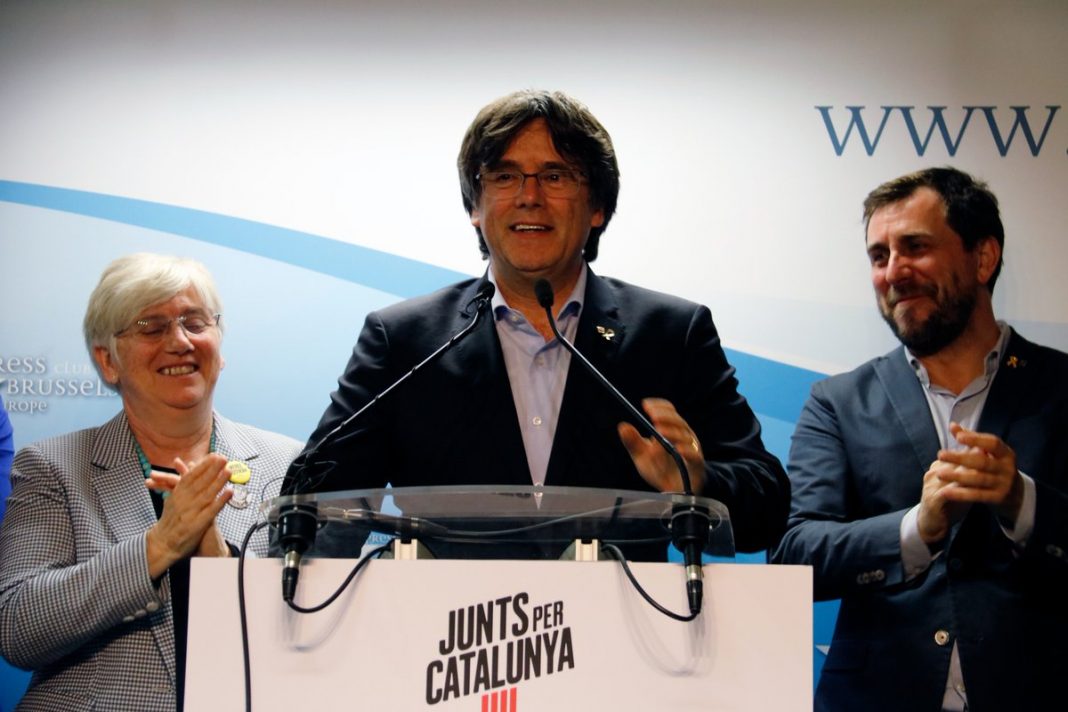 Puigdemont, Clara Ponsatí i Toni Comín valorant els resultats de les eleccions europees | JxCat Puigdemont, Clara Ponsatí i Toni Comín valorant els resultats de les eleccions europees | JxCat