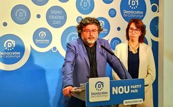 Toni Castellà durant la roda de premsa | Demòcrates de Catalunya
