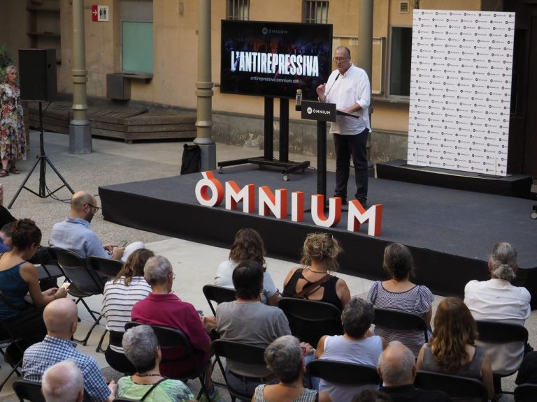 Més de 4.200 persones represaliades per defensar el dret a l’autodeterminació