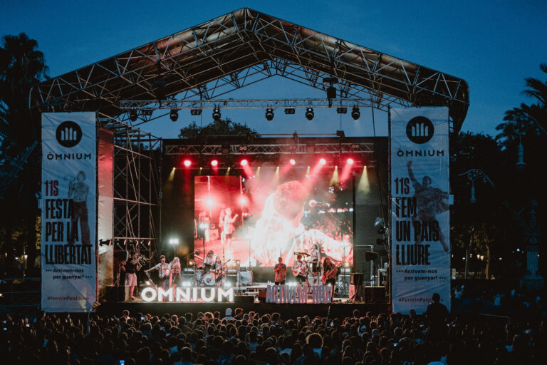 Triquell, Jazz Woman i Figa Flawas actuaran a la Festa per la Llibertat que Òmnium organitza per la Diada