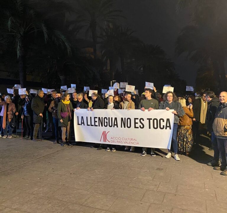 Acció Cultural comença les mobilitzacions “la Llengua NO es toca”
