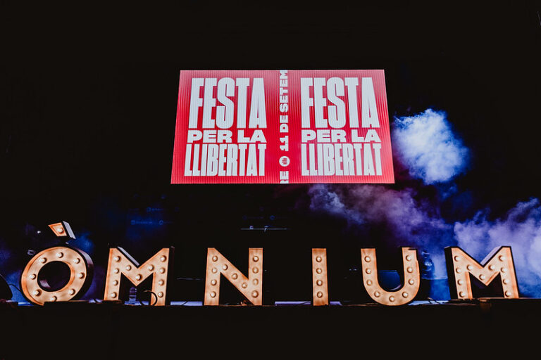 La Festa per la Llibertat d’Òmnium Cultural culminarà la mobilització de país de la Diada a l’Arc de Triomf